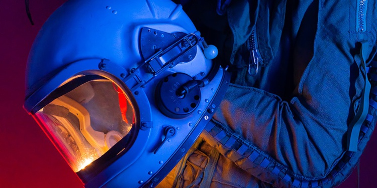 Как космонавт: капюшон для защиты от электродуги Cementex