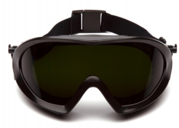 Закрытые очки Pyramex Capstone: какое все зеленое