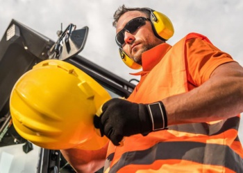 Новинки отечественной и зарубежной сигнальной одежды