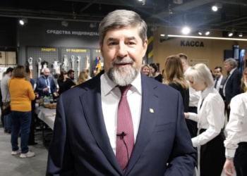 Гетсиз.ру поздравляет руководителя компании «Союзспецодежда» Юрия Гамшеева с юбилеем