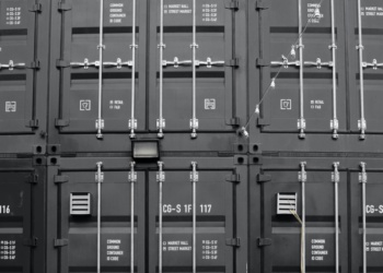 Доставка контейнеров из Кореи подорожала в пять раз – глава «Автотора»