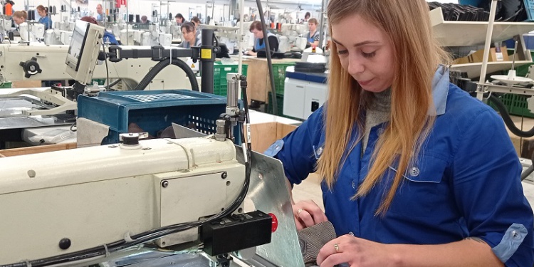 Костромская «АртакОбувь» начала производство композитных подносков