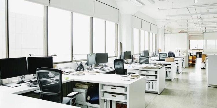 Опасный офис: издание Health&Safety проанализировало профессиональные риски белых воротничков