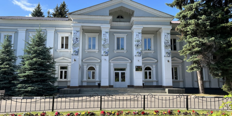 ЭХМЗ отмечает 85-летие