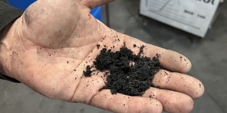 Томский завод резиновой обуви переходит на безотходное производство