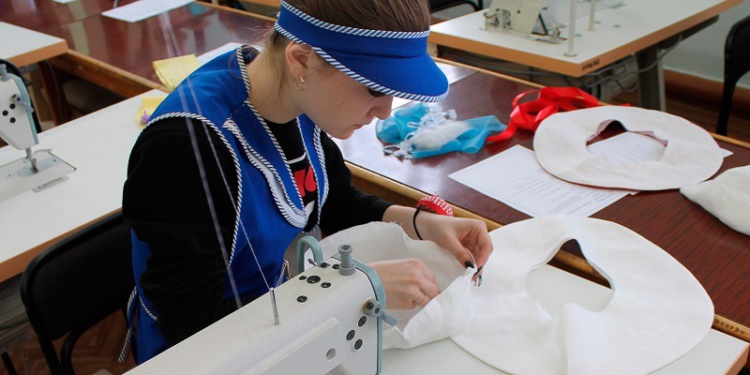 Российские фабрики примут на работу швей из Узбекистана