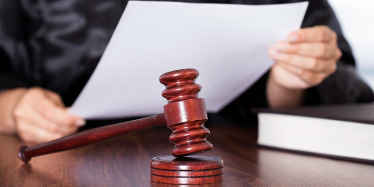 Вынесен приговор экс-главе иркутского минздрава, обвиняемой в мошенничестве при закупке медмасок