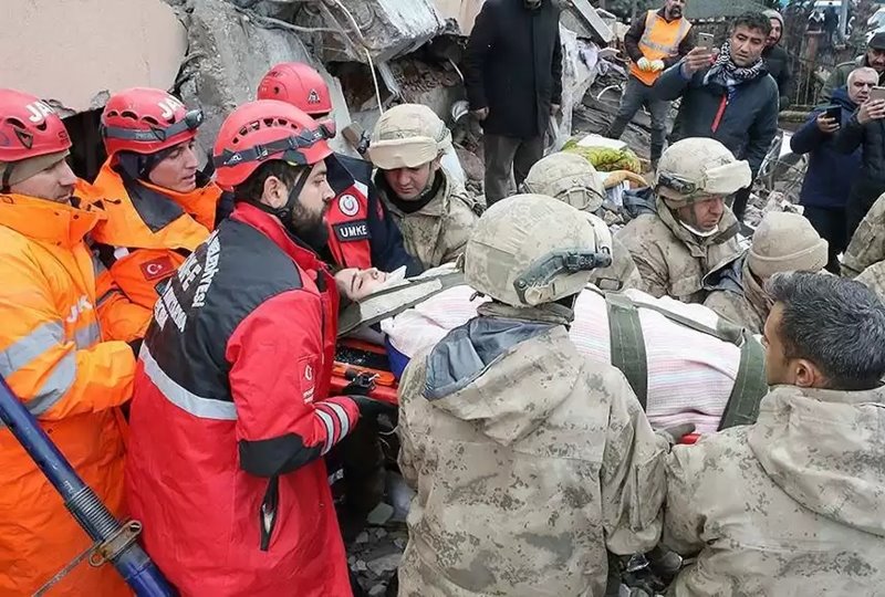 Спасение жизней в Турции и Сирии