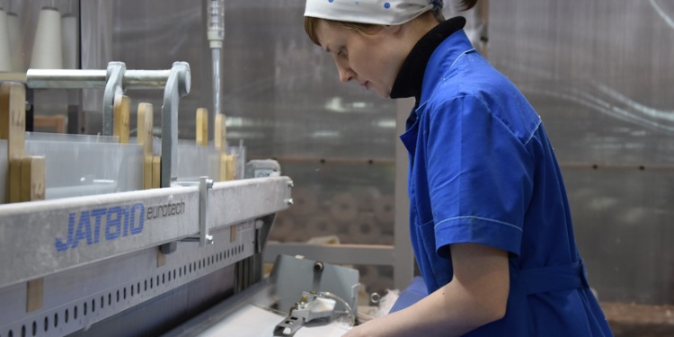 «Чайковский текстиль» расширил линейку бюджетных тканей для спецодежды