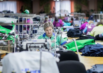 Белорусский производитель спецодежды «Светлотекс» в 2022 году увеличил выручку на 146%