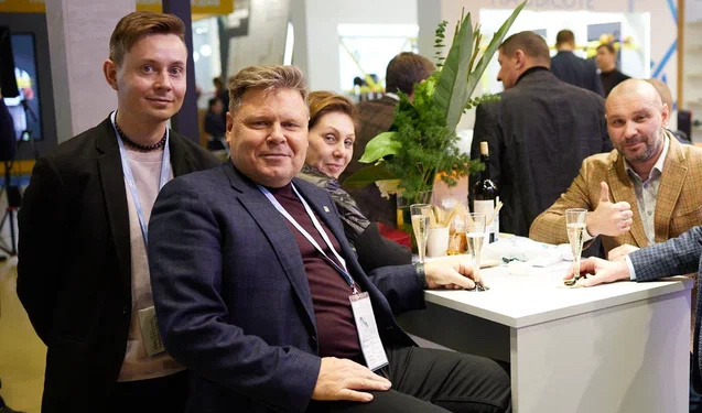 Гетсиз.ру поздравляет руководителя ИАА «Полдень» Юрия Игнатова с юбилеем