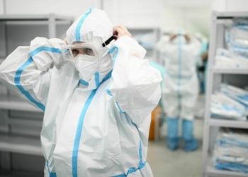 АСИЗ просит пересмотреть систему госзакупок медицинских масок и респираторов