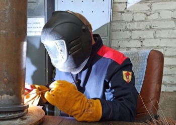 Судостроительный завод «Янтарь» перешел на новую спецодежду