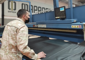 Тамбовский «Фарадей» освоил производство комплектующих для спецобуви и одежды