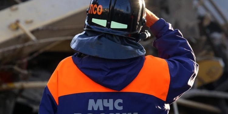 МЧС ищет поставщика обуви для пожарных на сумму 126 млн руб.