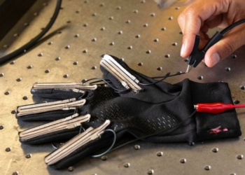 Самообеззараживающиеся перчатки – уже реальность