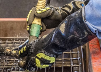 Новый тренд в СИЗ – антиударные химически стойкие перчатки