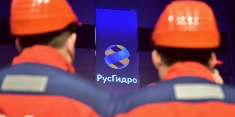 «Русгидро» объявило о закупке спецодежды на 1,8 млрд руб.