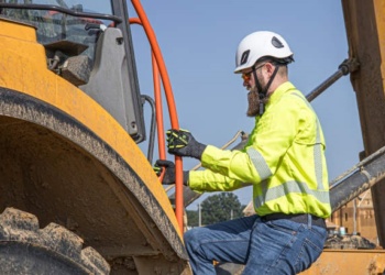 Три в одном: линейка сигнальной AR/FR спецодежды от Radians