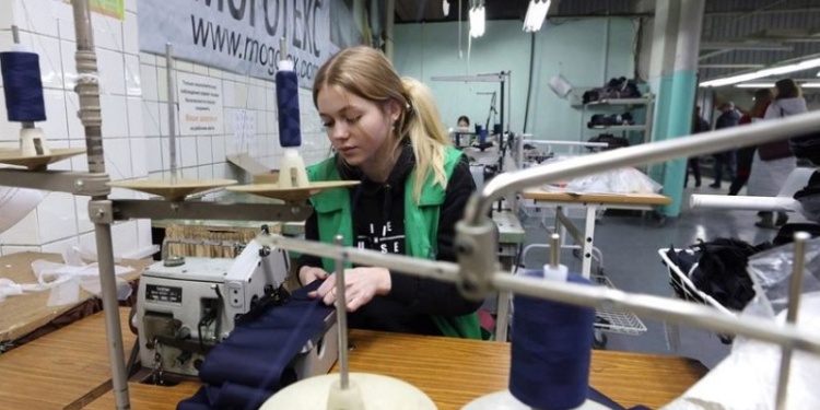 Спецодежду белорусского «Моготекса» оснастят системой слежения от «Ростелекома»