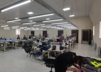 При поддержке России в Кыргызстане открыт цех по пошиву спецодежды