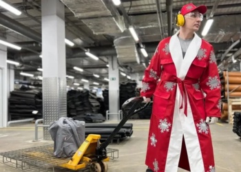 Lindaily создала «спецодежду» для Деда Мороза