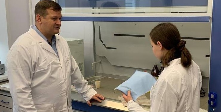 В Новосибирске создали самоочищающиеся ткани для медицинской одежды