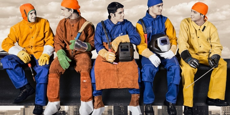 В России стала обязательной маркировка отдельных видов спецодежды