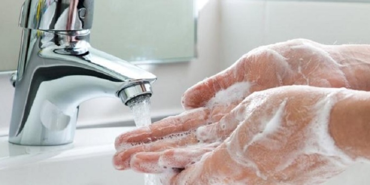 Роструд разъяснил, как выдавать смывающие средства работнику на полставки