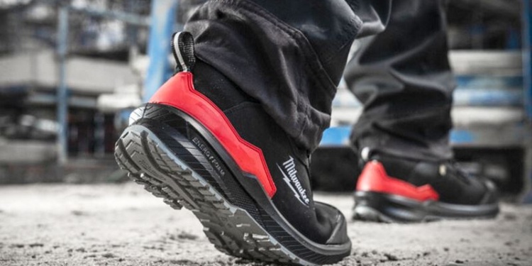 Анонсирована защитная обувь Milwaukee