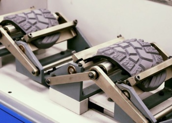 Оборудование и устройства для контроля качества обуви