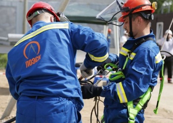 Петербургским энергетиками нужны спецодежда и СИЗ на 94 млн руб.