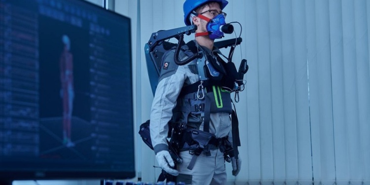 «Роснано» запустила серийное производство мощных экзоскелетов