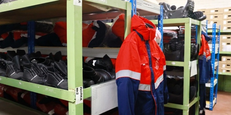 Питерское издание выяснило расходы Смольного на СИЗ в сентябре