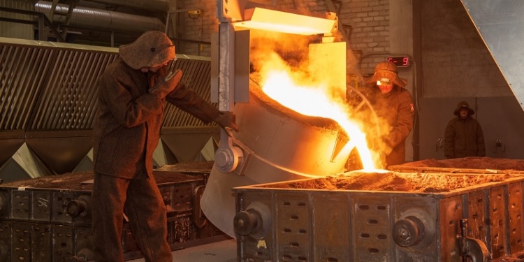 На заводе в Кургане после двух ЧП проведут проверку спецодежды