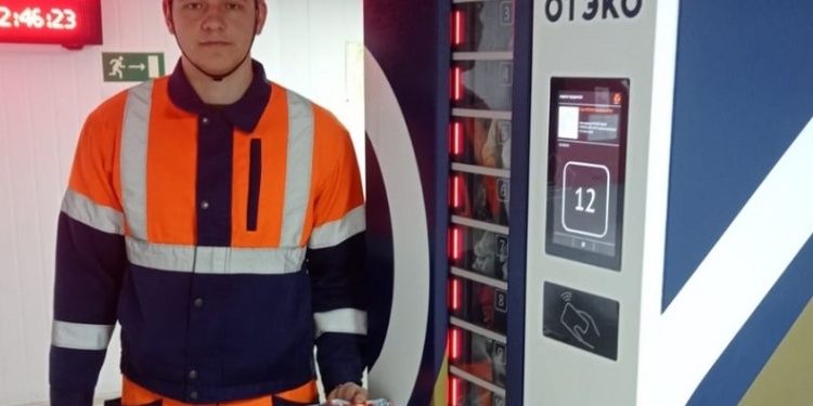 В порту Тамань установили автоматы по выдаче СИЗ