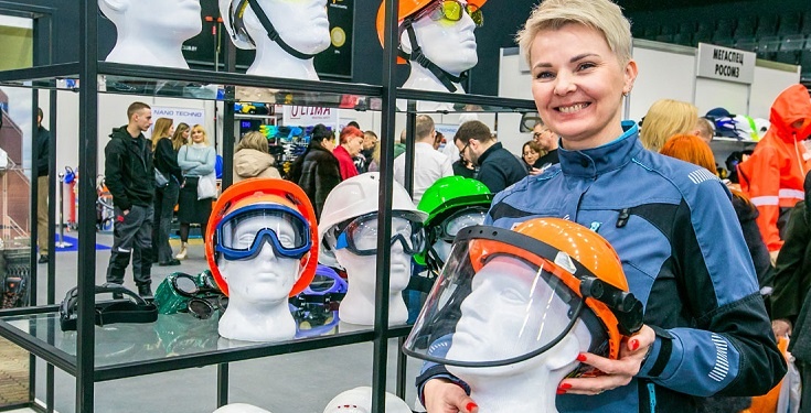 В Минске прошла выставка рабочей одежды (фотолента)