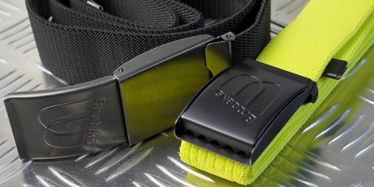 Новые модели одежды и аксессуары