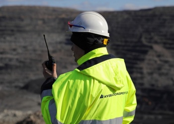 Кемеровских шахтеров обеспечат демисезонной спецодеждой