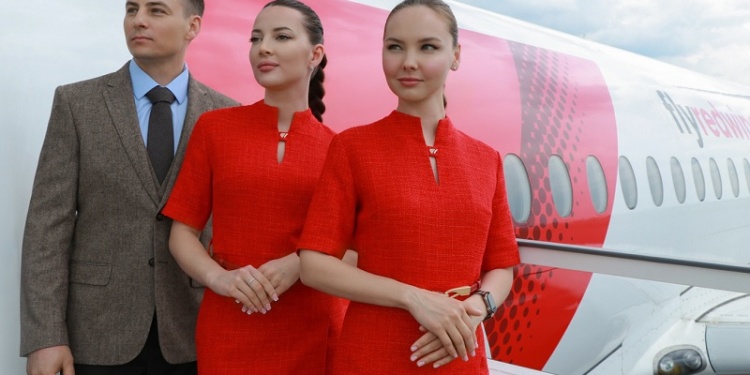 Red Wings создала новую форму для бортпроводников