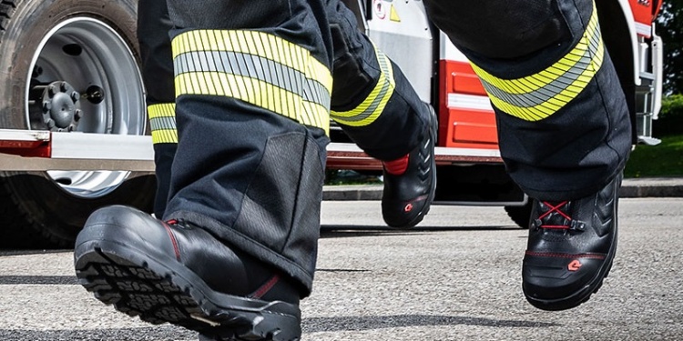 В России разработан ГОСТ на обувь для спасателей
