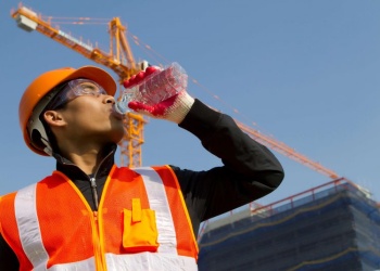 ВОЗ предупреждает об угрозе теплового стресса на работе