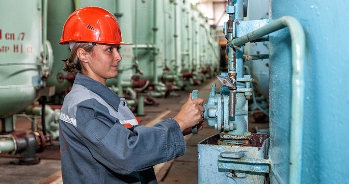 Ярославская генерирующая компания ищет поставшика спецобуви на 68,9 млн руб.  