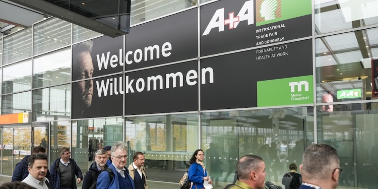 В Дюссельдорфе открылась выставка А+А 2025: инновации, технологии и главные премьеры
