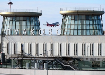 «Пулково» тестирует выдачу СИЗ через вендинг