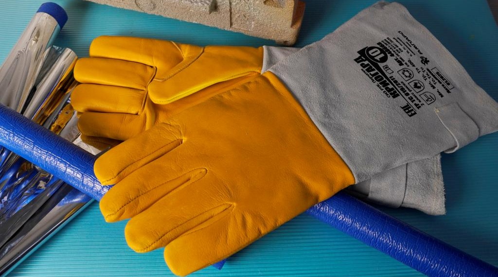 Перчатки «Криогард» для защиты от экстремально низких температур