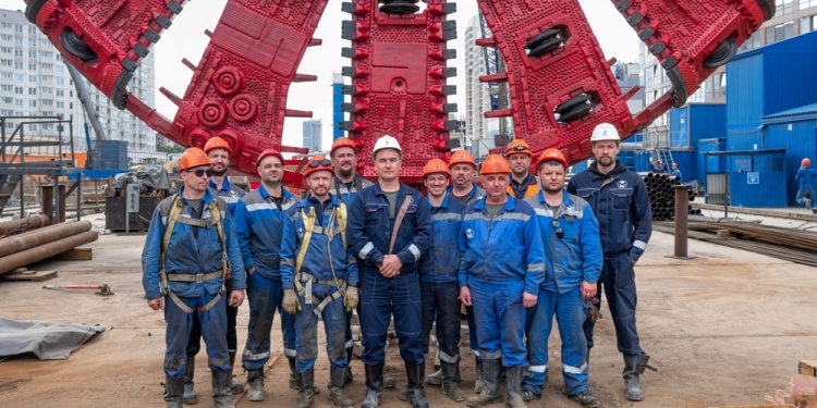 Петербургский метрострой ищет поставщика СИЗ на 257,9 млн рублей