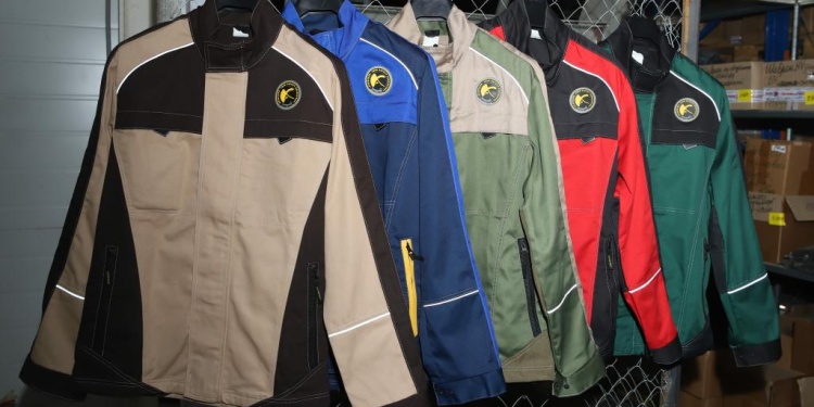 Серия стильных и прочных рабочих костюмов «Старт»