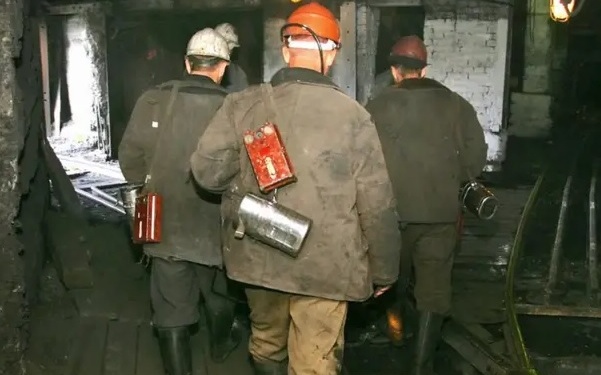 Кузбасские горняки пожаловались губернатору на отсутствие СИЗ