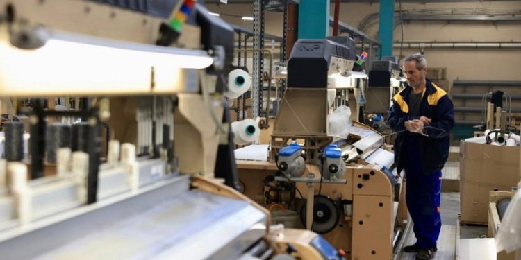 Модернизация фабрики тканей для спецодежды в Смоленской области обойдется в 1,5 млрд рублей